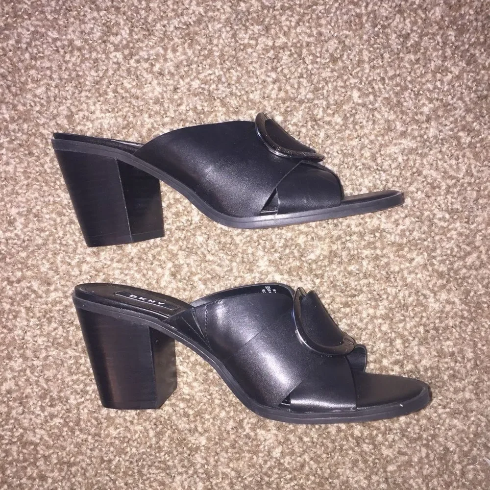 DKNY Block Heel Sandals, Size 7.5, Black - Picture 4 of 11